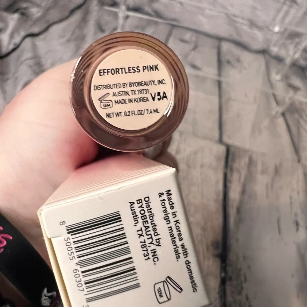 Dibs Beauty Lip Gloss in Effortless Pink